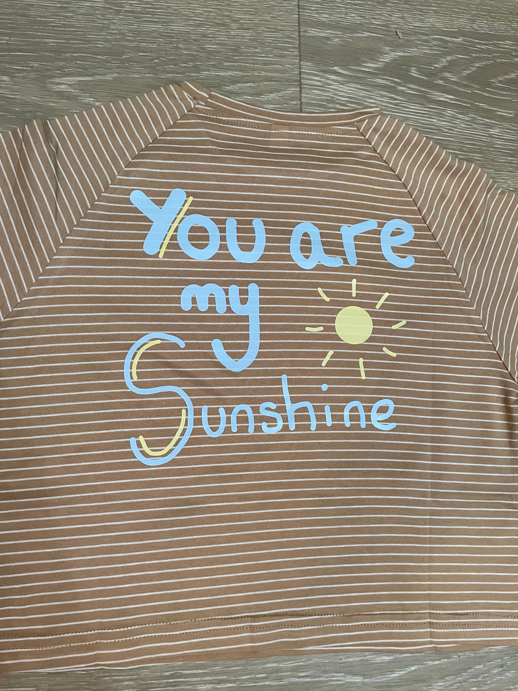 Sunshine beige oversized stripe tee